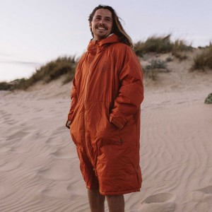 Men's Passenger Escapism Recycled Sherpa Lined Changing Robe Rust | US-PCQBZG530