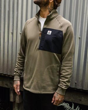 Men's Passenger Offgrid 1/4 Zip Recycled Cotton Sweatshirt Dusty Olive | US-OKGPWL805