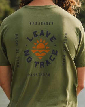 Men's Passenger Skiff Recycled Cotton T-Shirt Loden Green | US-XBWIQS614