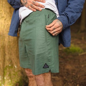 Men's Passenger Traveller Hemp All Purpose Shorts Leaf Green | US-WBQOXN869