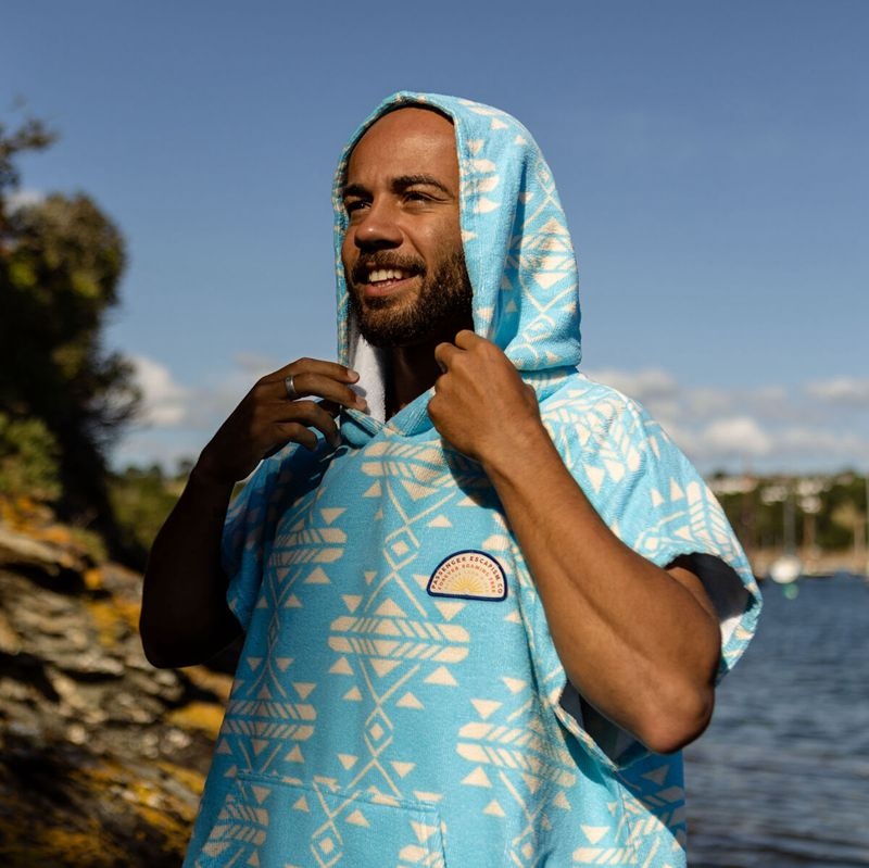 Men's Passenger Baja Recycled Towel Poncho Blue Coast | US-CZDHXQ873