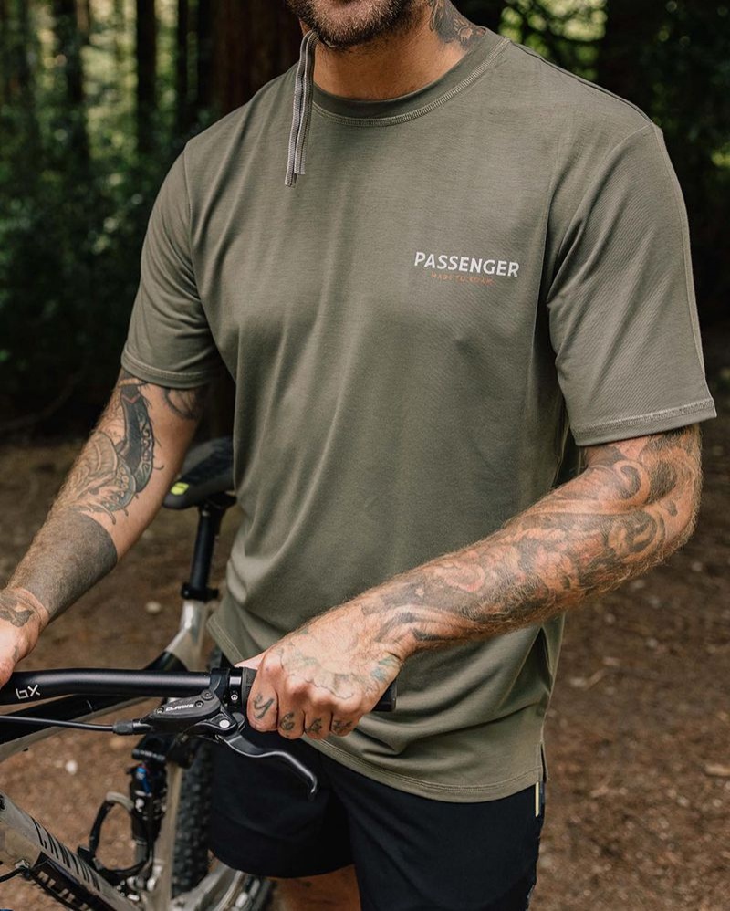 Men's Passenger Calling Active Recycled T-Shirt Dusty Olive | US-APDVQI978