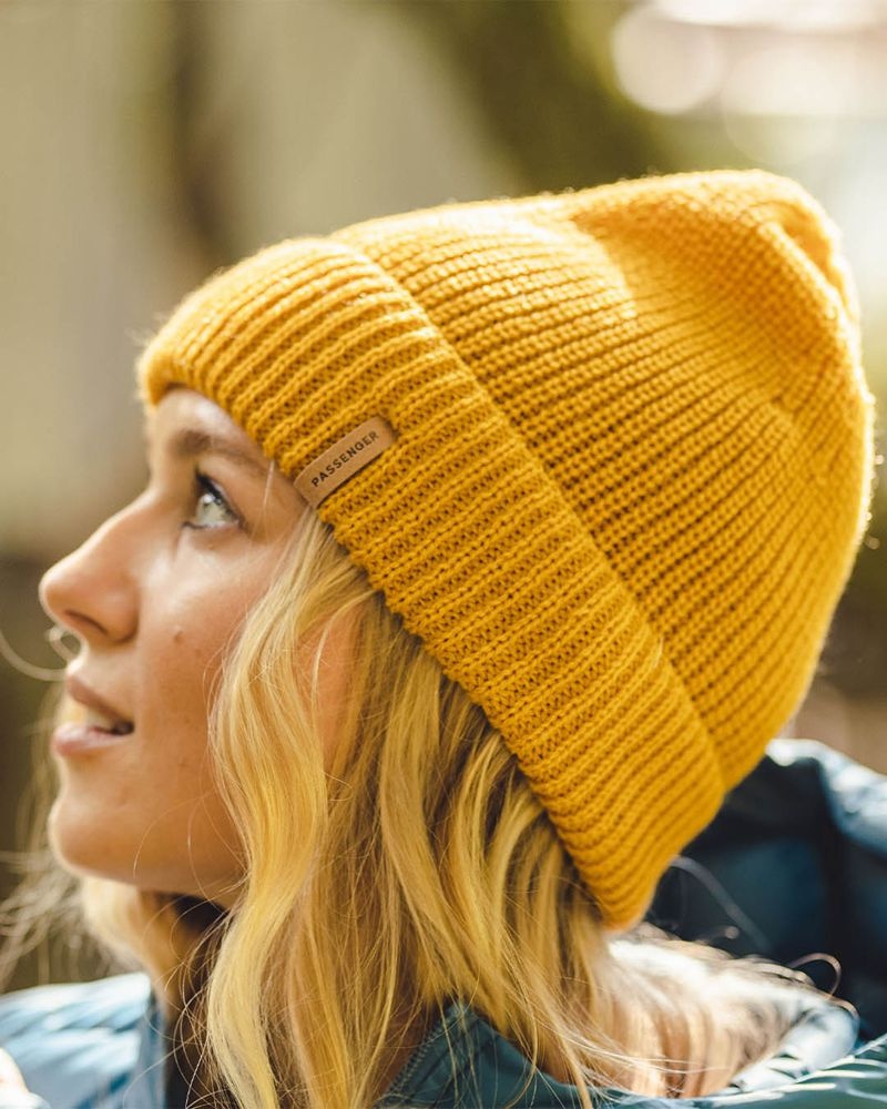 Men's Passenger Compass Recycled Acrylic Beanie Mustard Yellow | US-EFYCLT179