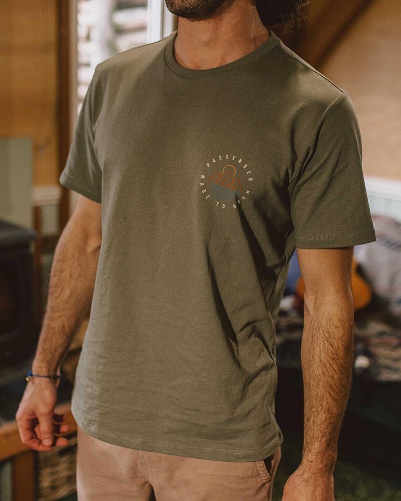 Men's Passenger Escapism Recycled Cotton T-Shirt Dusty Olive | US-THADJE253