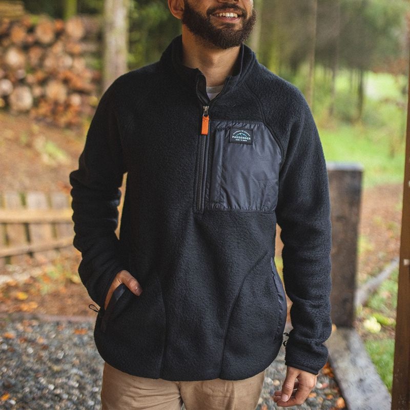 Men's Passenger Offgrid 1/4 Zip Recycled Sherpa Fleece Black | US-OFWHCD341