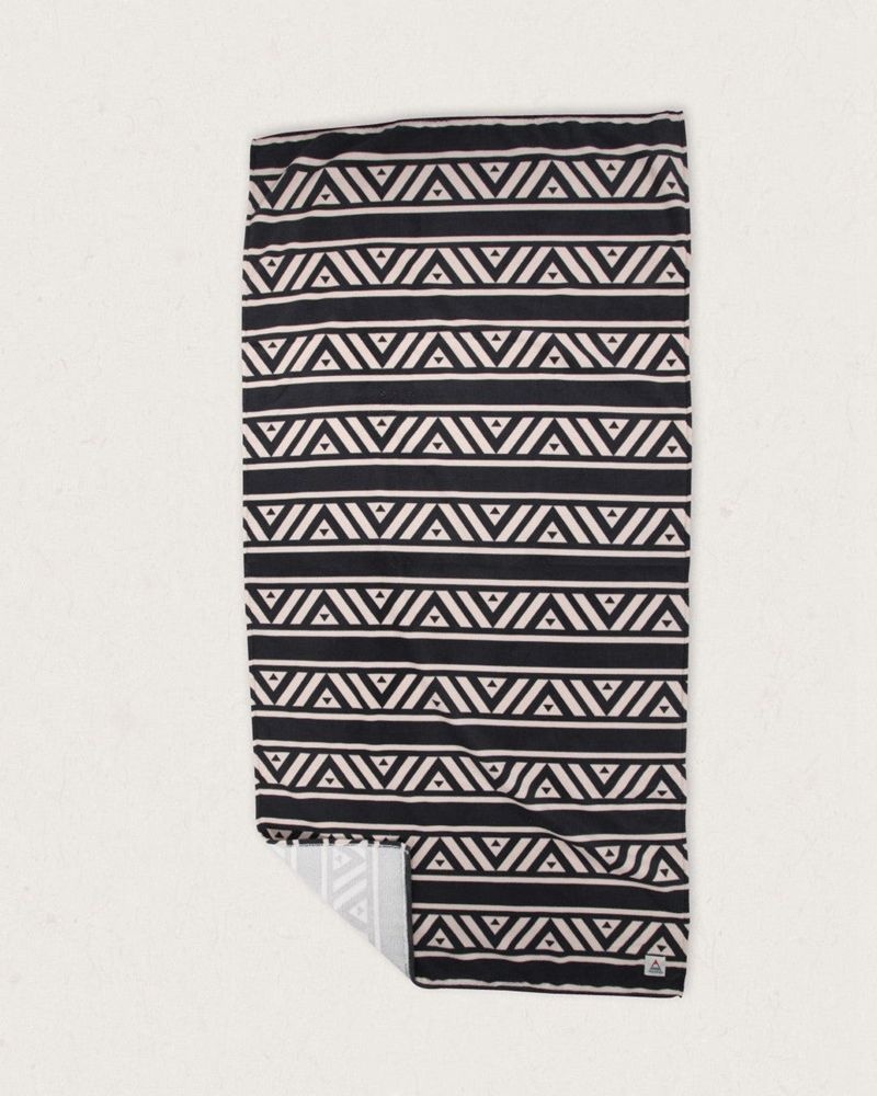 Men's Passenger Portland Beach Recycled Towel Black/ White Pattern | US-IPHXTB608