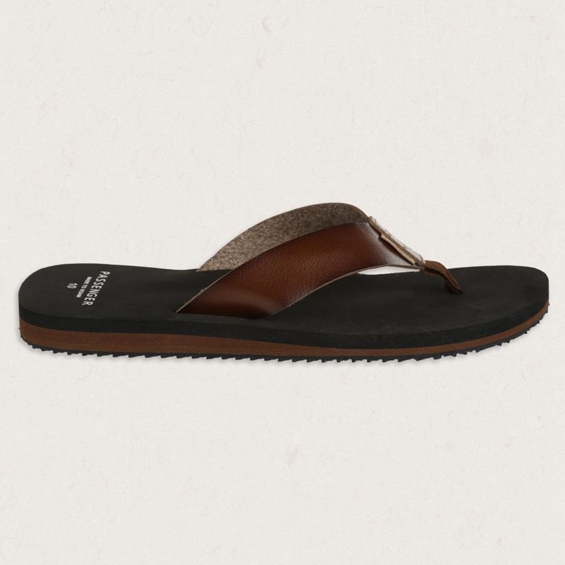 Men's Passenger Santos Flip Flops Dark Brown | US-WNDPGO541