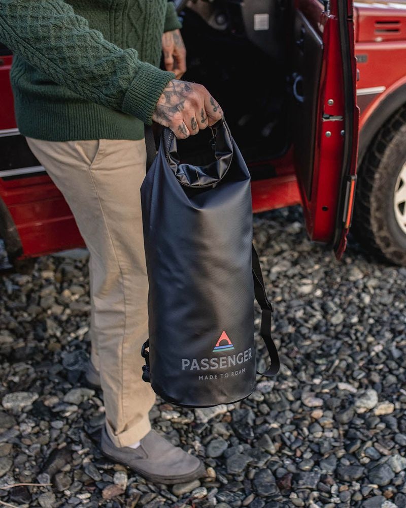 Men's Passenger Tide 10L Recycled Dry Bags Black | US-KWQZYL752