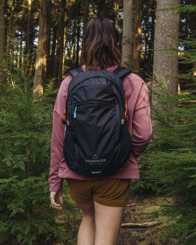 Men's Passenger Track Recycled 30L Backpack Black | US-JWPKUG801