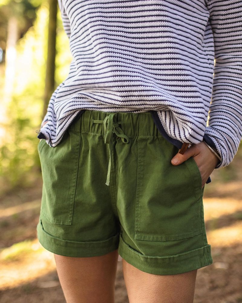 Women\'s Passenger Carriso Organic Cotton Shorts Vineyard Green | US-ICJKZN274