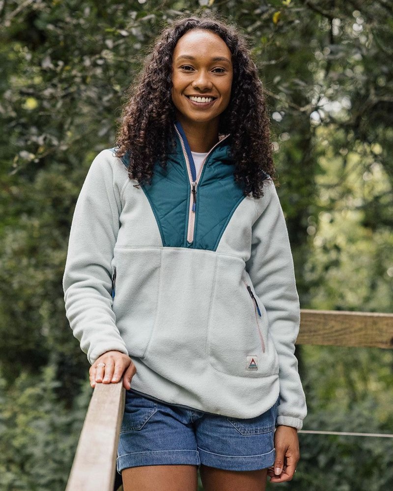 Women's Passenger Juana Recycled Polar Hooded Fleece Surf Spray | US-PFJWIN217