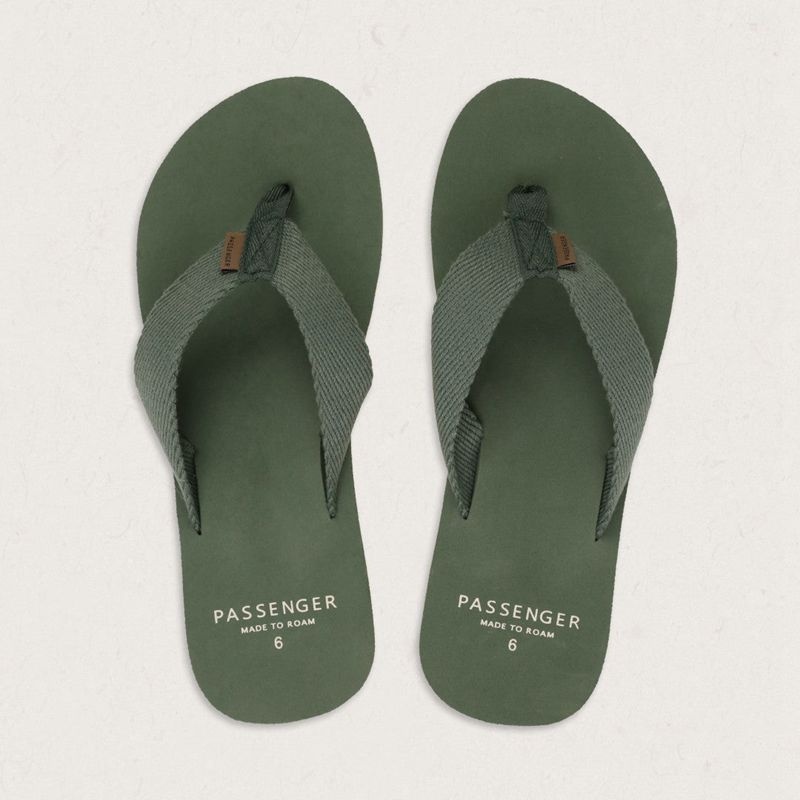 Women's Passenger Malibu Flip Flops Laurel Green | US-INJXQZ314