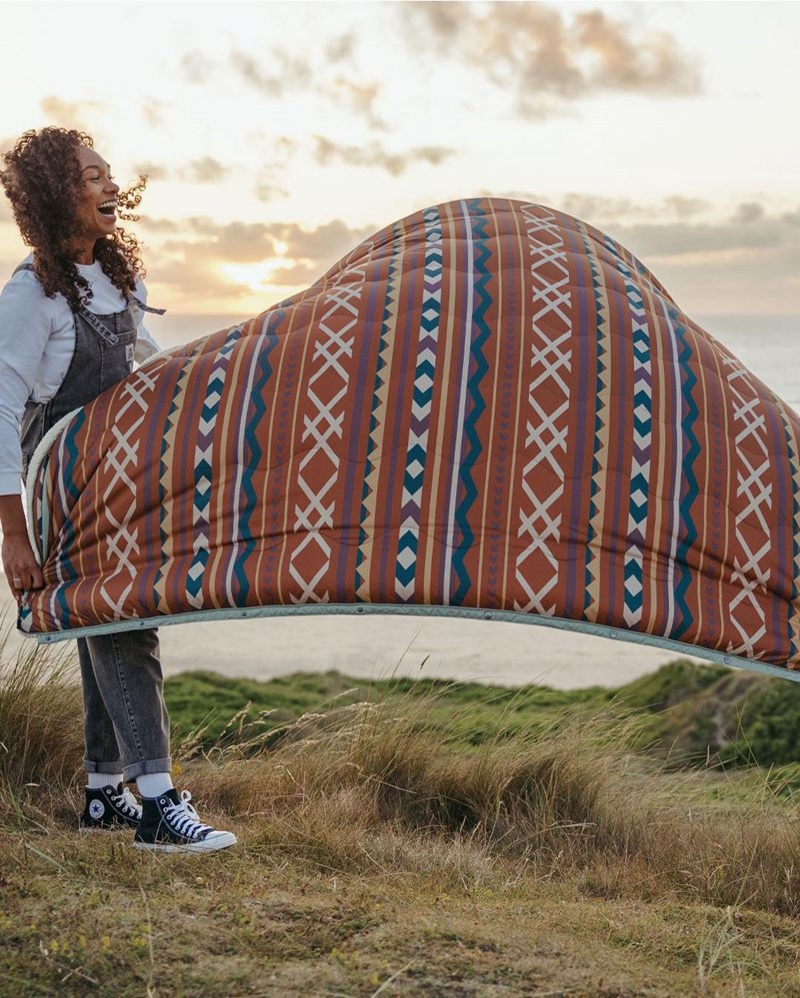 Women's Passenger Nomadic Recycled Sherpa Blanket Ginger Paddle Geo | US-ROIGMK965