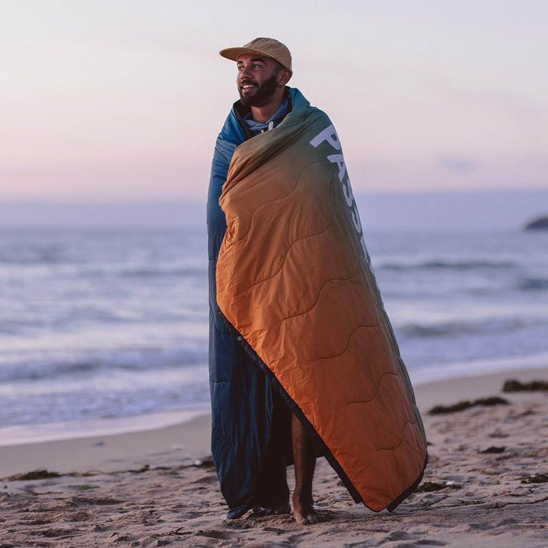 Women's Passenger Nomadic Recycled Towel Blanket Blue/Orange Fade | US-LYUPWZ148