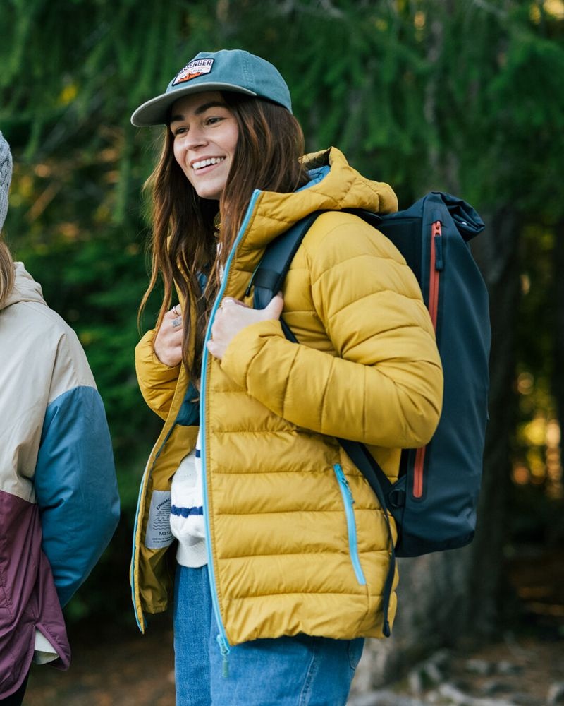 Women's Passenger Pow Recycled 2.0 Insulated Jacket Mustard Gold | US-HTVUBZ458