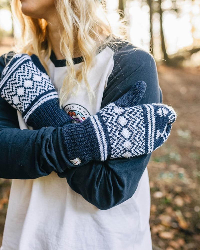 Women's Passenger Powder Fleece Lined Recycled Acrylic Mittens Rich Navy | US-FYHTNV374