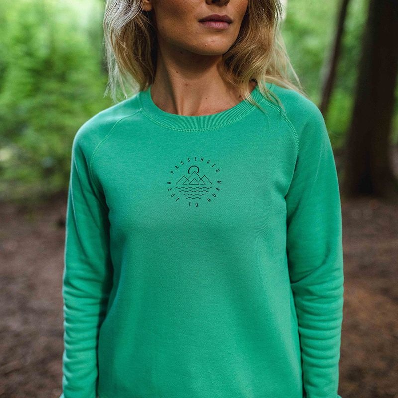 Women's Passenger Remote Sweatshirt Green Spruce | US-OFCGBX874