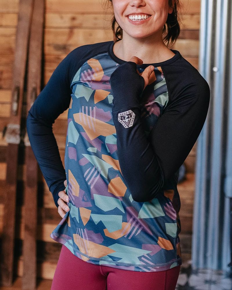 Women's Passenger River Recycled Base Layer LS T-Shirt Deep Blue Camo Pattern | US-MCLUHP603