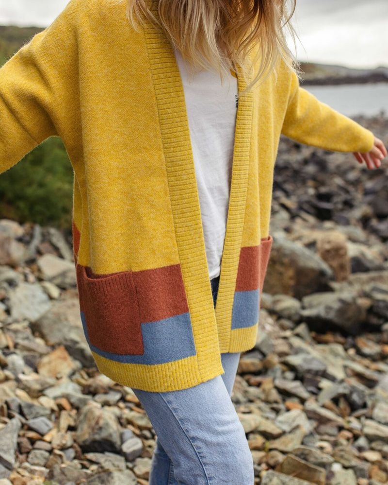 Women's Passenger Vista Recycled Knitted Cardigan Amber Gold | US-PQMYXL162