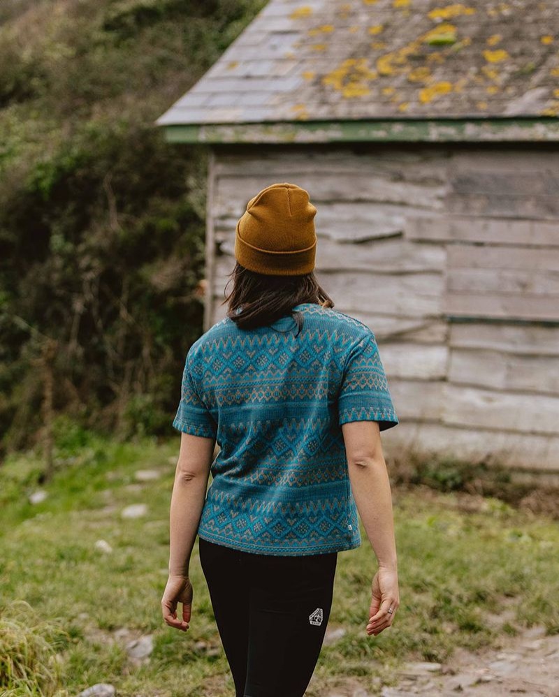 Women's Passenger Wilderness Jacquard T-Shirt Blue Coral Jacquard | US-KFILGV681